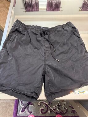 Aeropostale Men's Black Elastic Waist Drawstring Athletic Shorts